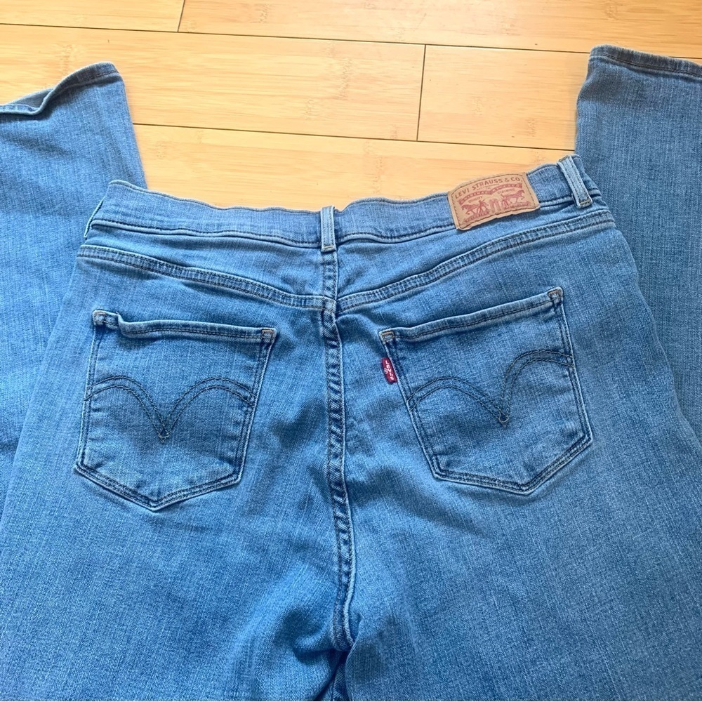 Levi Strauss Classic Bootcut Embroidered Jeans Size 10 - Picture 4 of 11